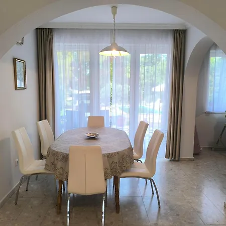 Andras Apartment